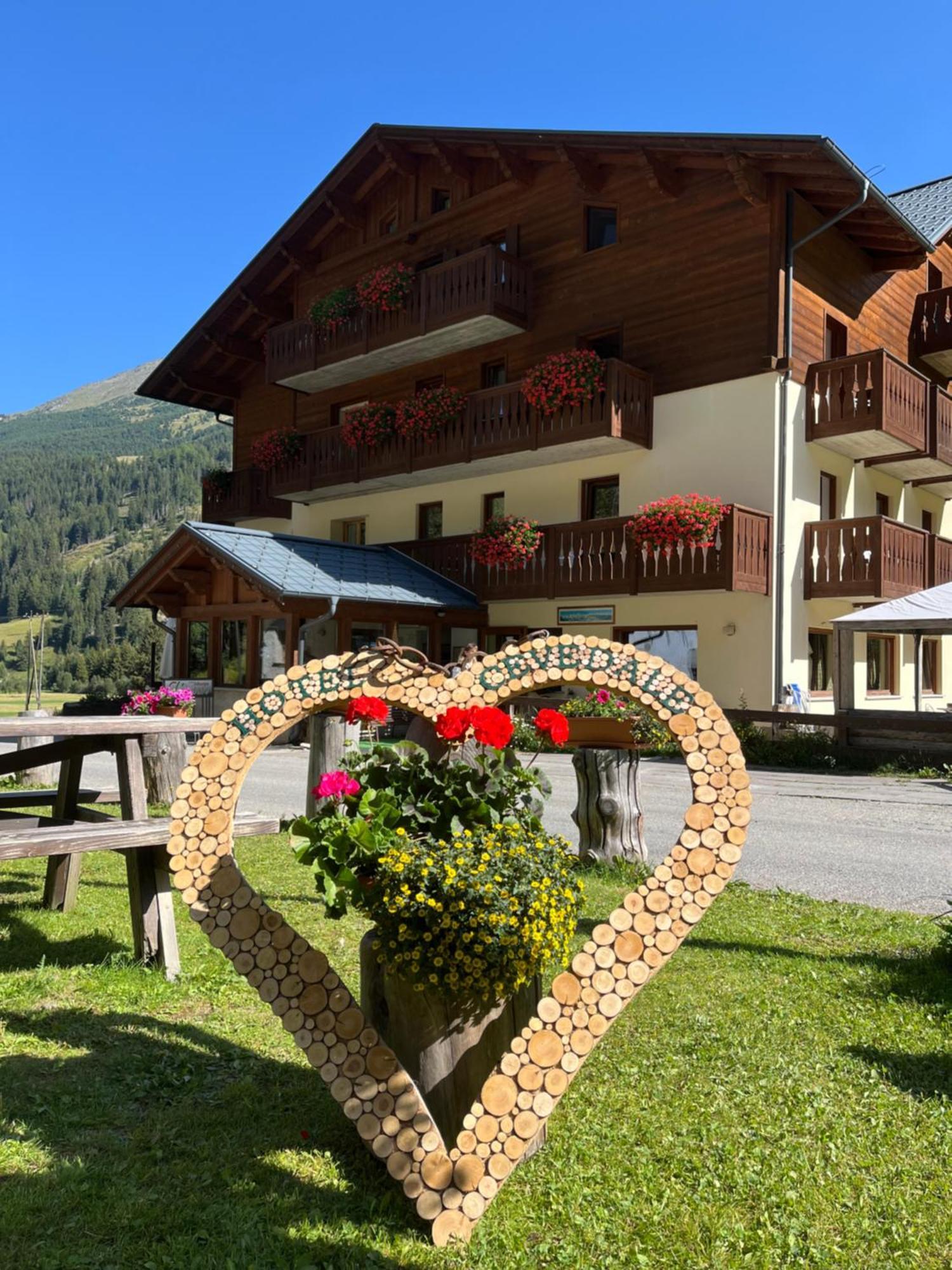 Hotel Cevedale Santa Caterina Valfurva Dış mekan fotoğraf