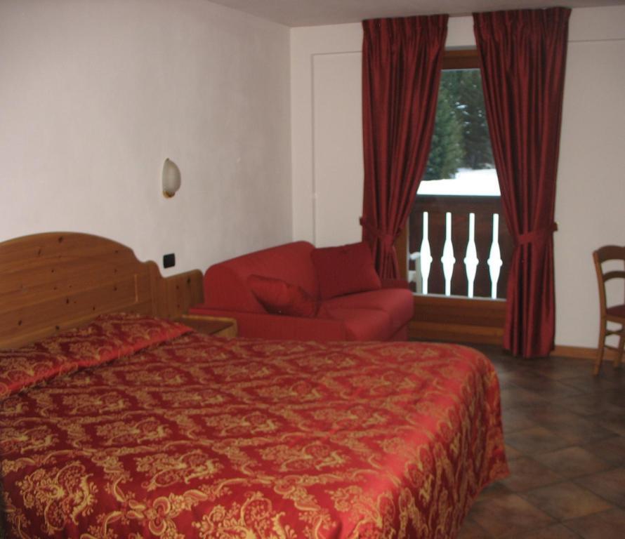 Hotel Cevedale Santa Caterina Valfurva Oda fotoğraf