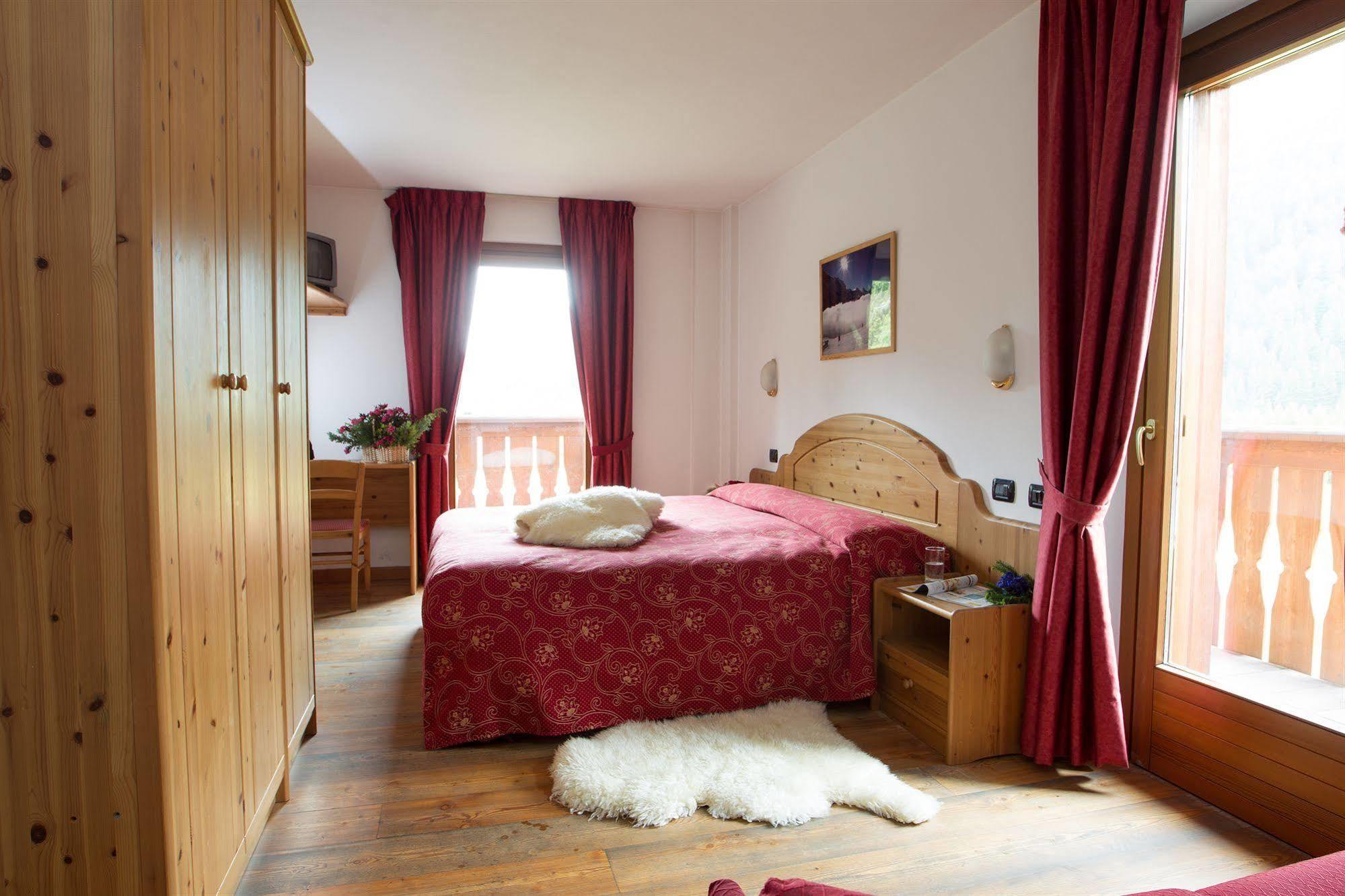 Hotel Cevedale Santa Caterina Valfurva Dış mekan fotoğraf